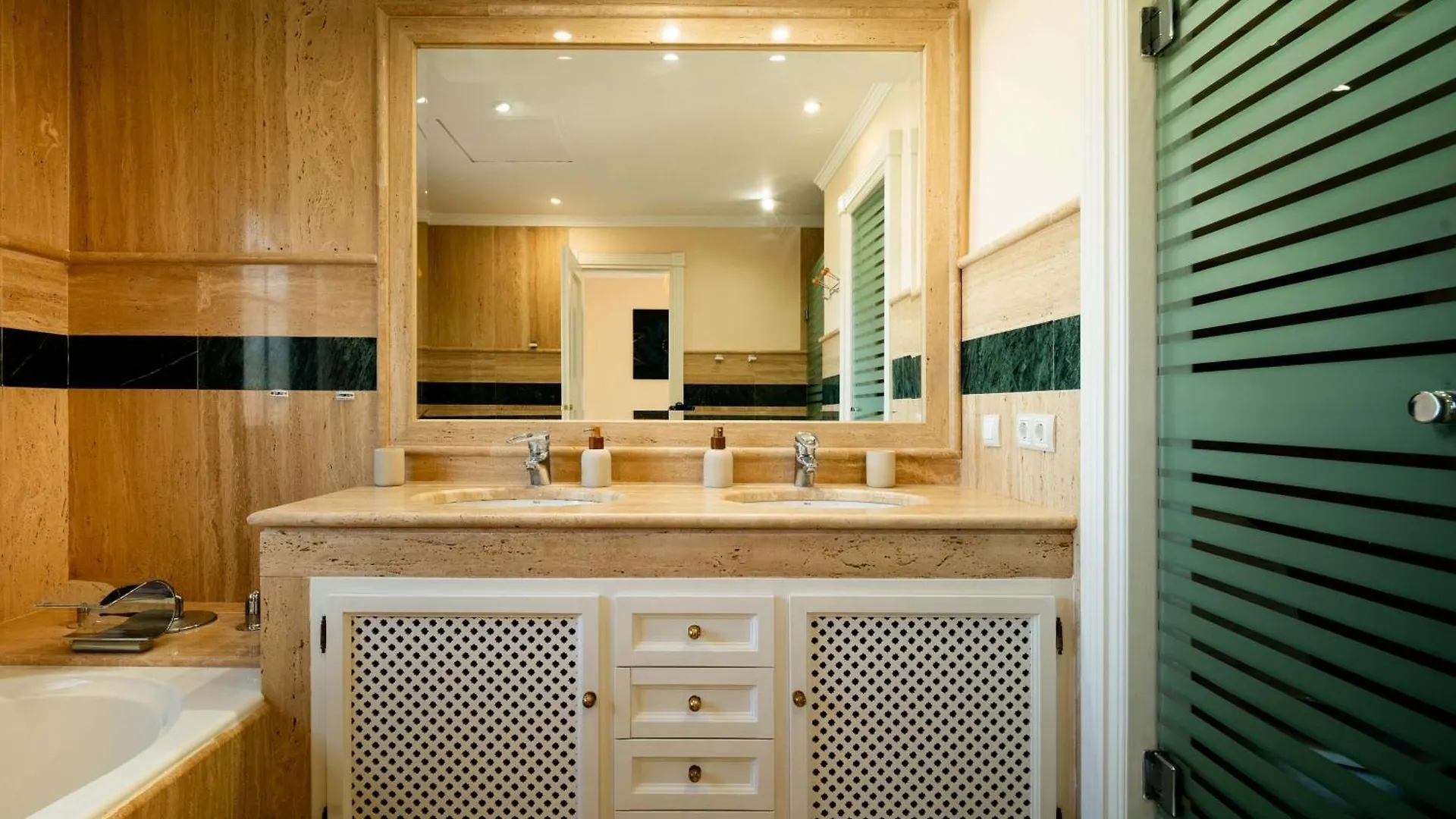 Villa Picasso Marbella