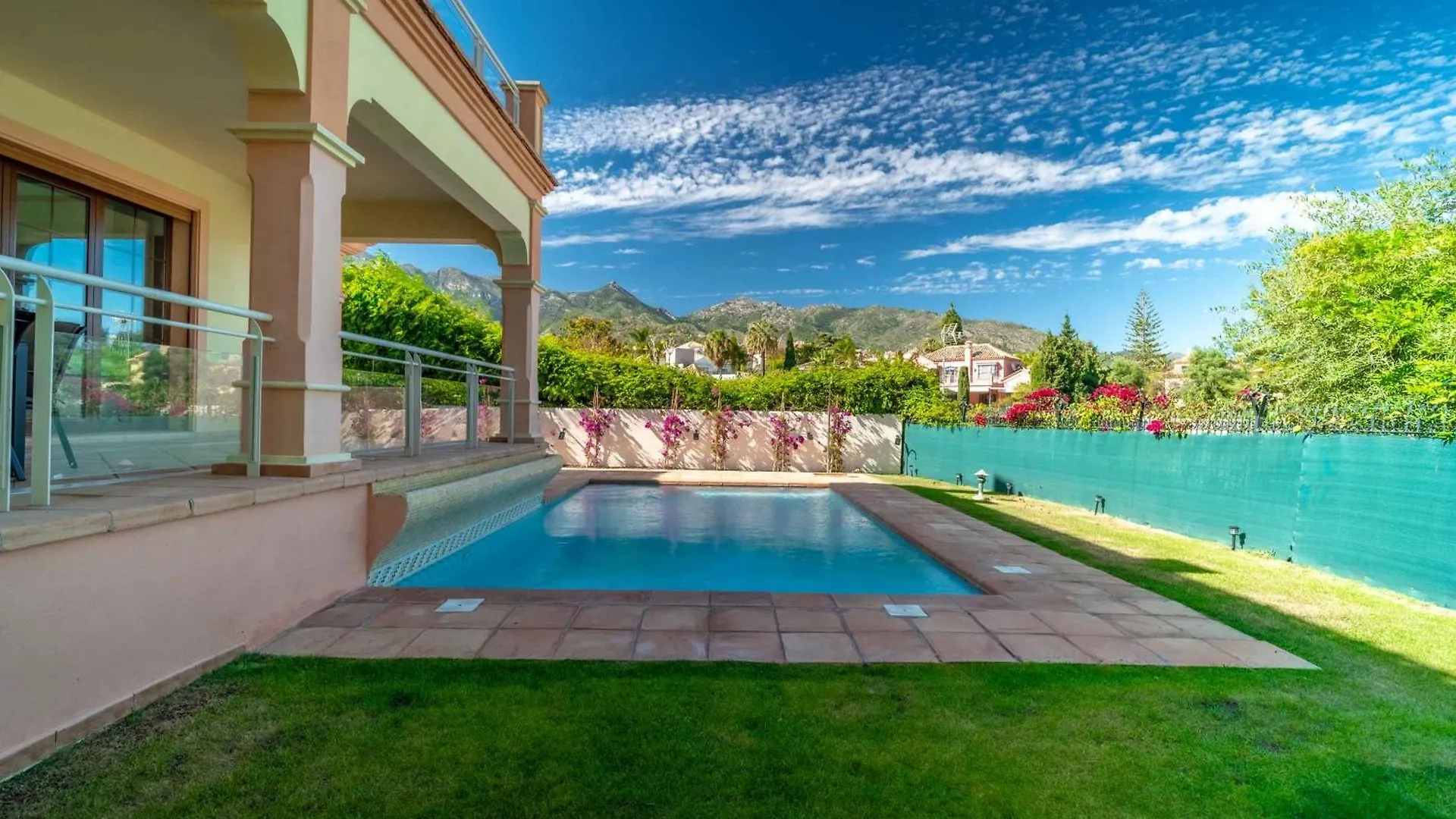 Villa Picasso Marbella 0*,  Spanien